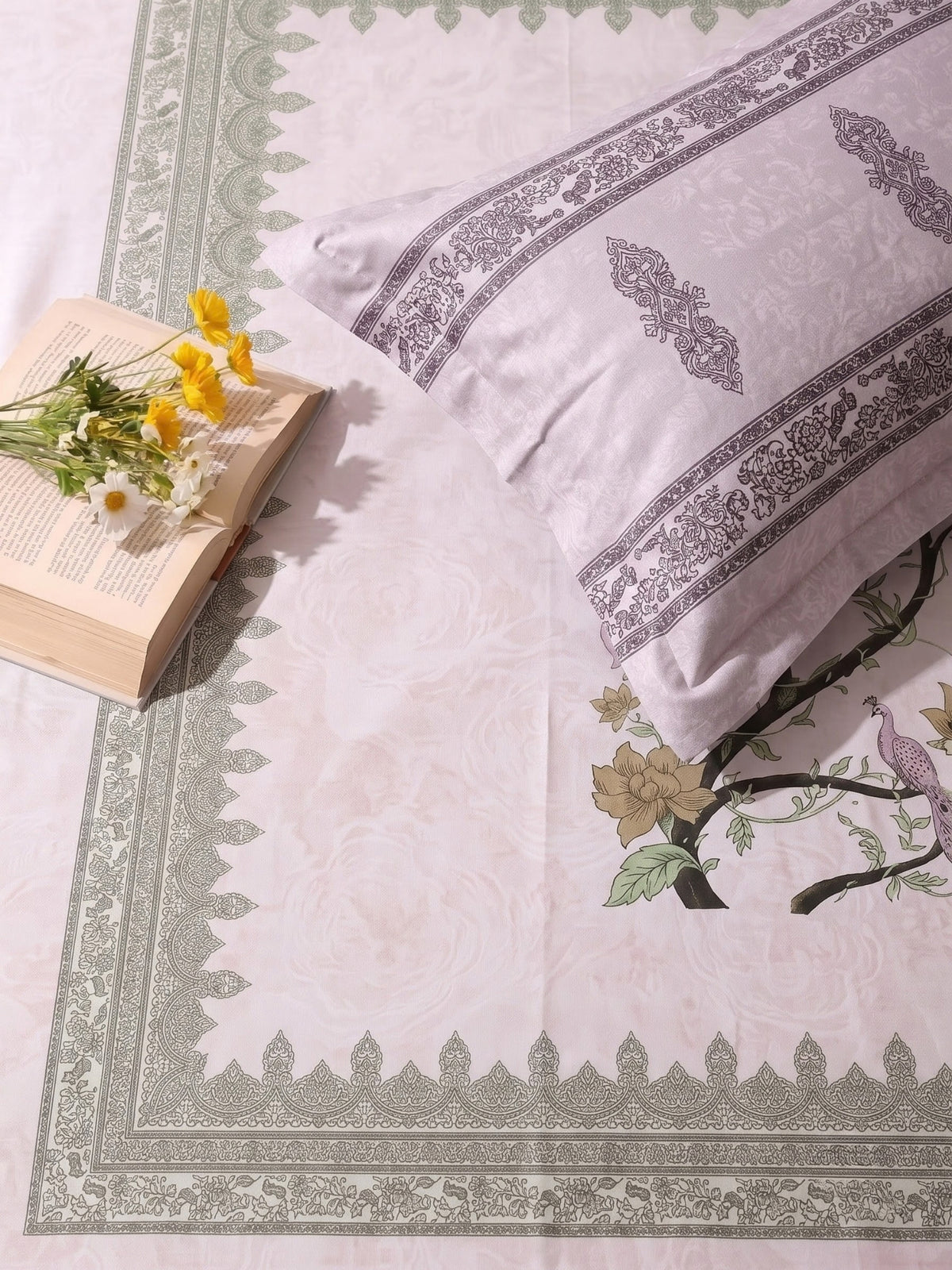 BOTTEGA PANEL Luxury King Size Bedsheet | 100% Cotton | 210 TC Premium Fabric | 108 x 108 Inches | Includes 2 Pillow Covers