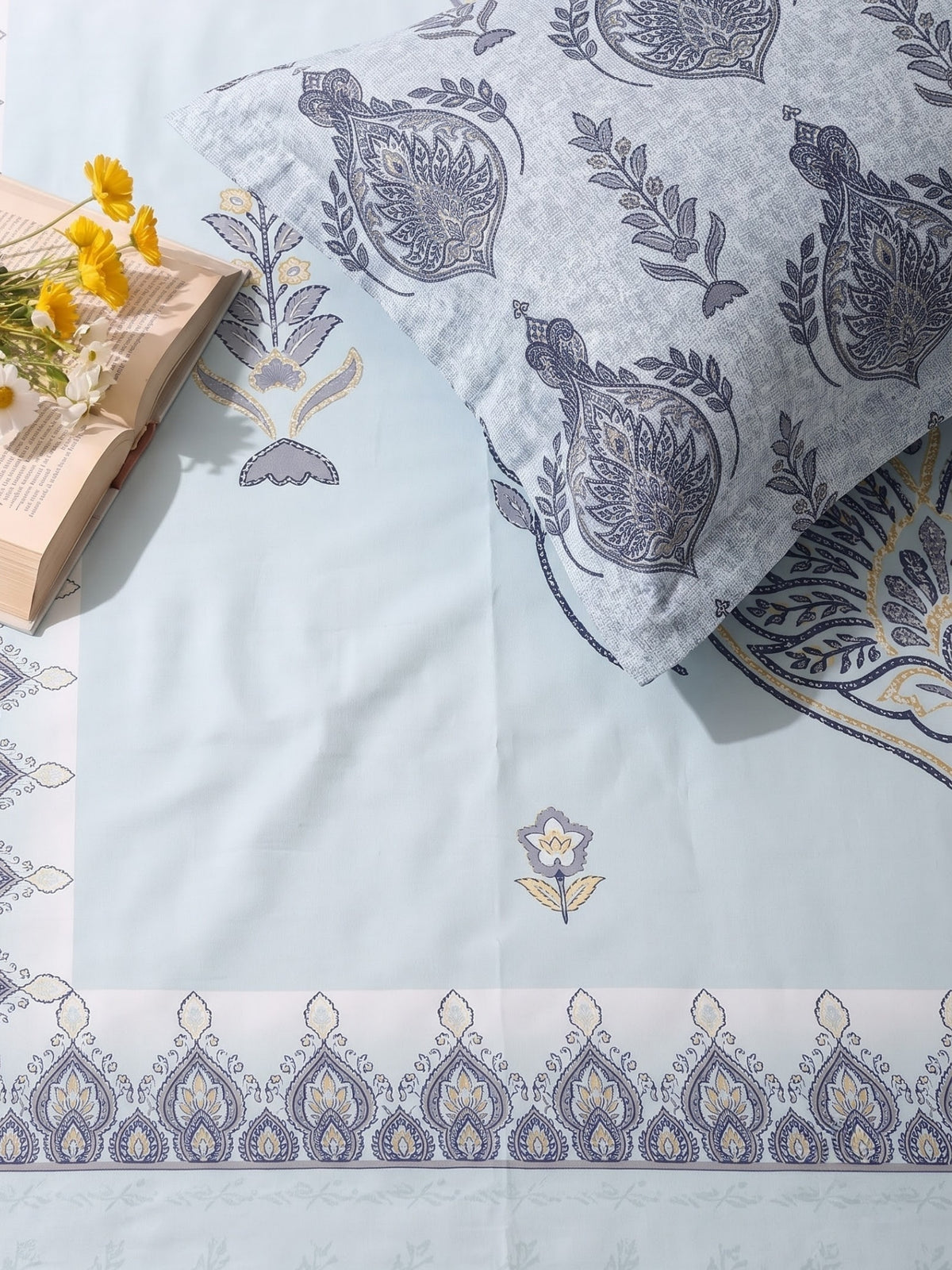 BOTTEGA PANEL Luxury King Size Bedsheet | 100% Cotton | 210 TC Premium Fabric | 108 x 108 Inches | Includes 2 Pillow Covers