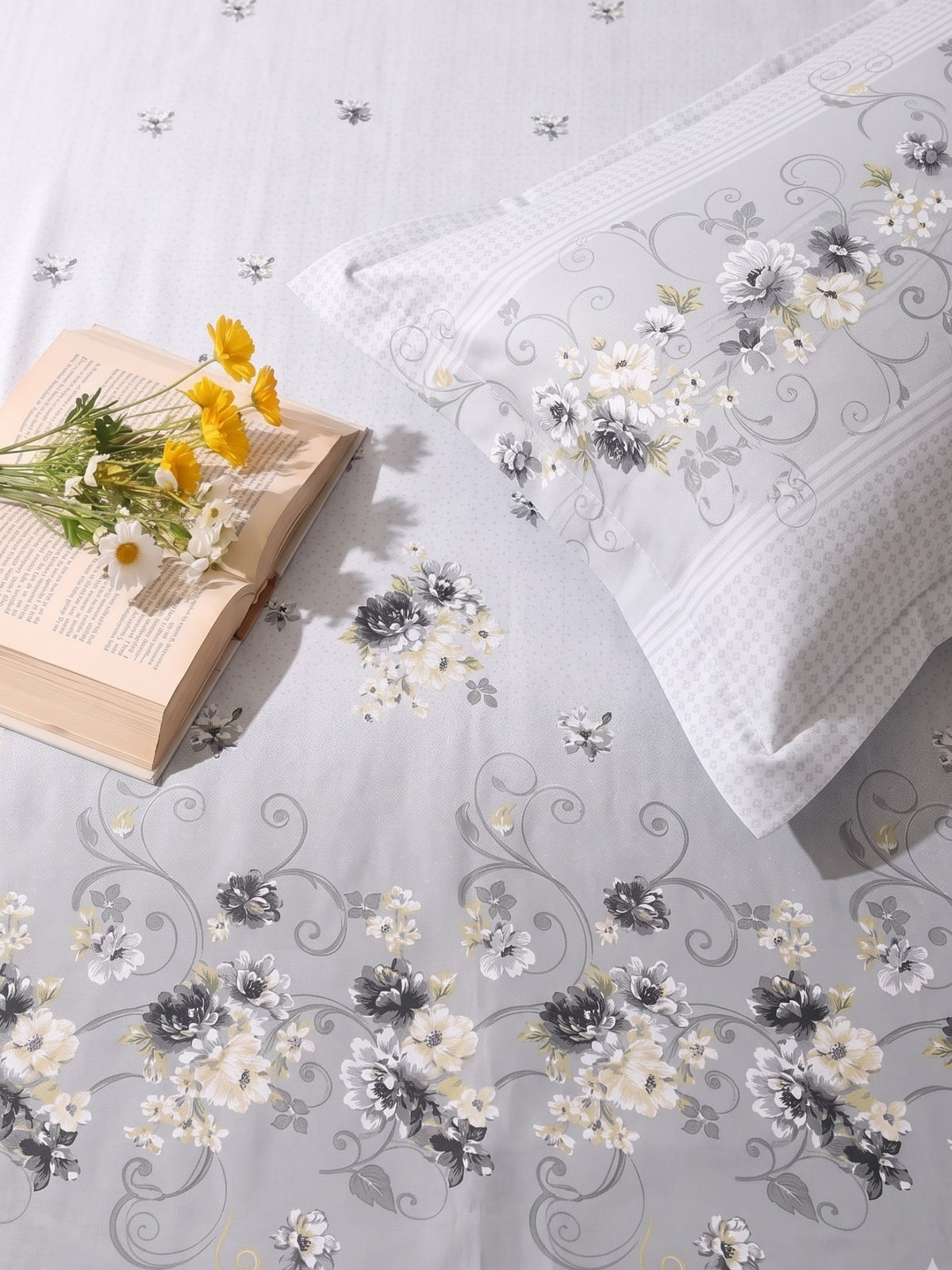 DAZZEL KING 100% Cotton Bedsheet | 210 TC Premium Fabric | King Size 108 x 108 Inches | Includes 2 Pillow Covers