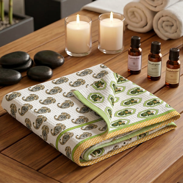 250 GSM Cotton Waffle Bath Towel | 147 × 76 cm