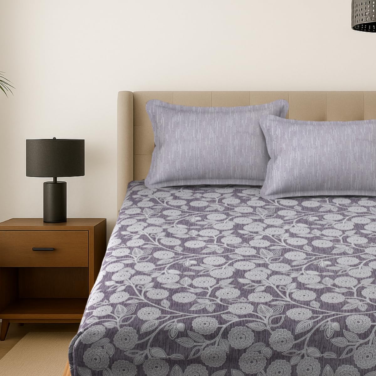 Mafatlal Plush Bedsheet – Lavender Grey, Queen, Microfiber