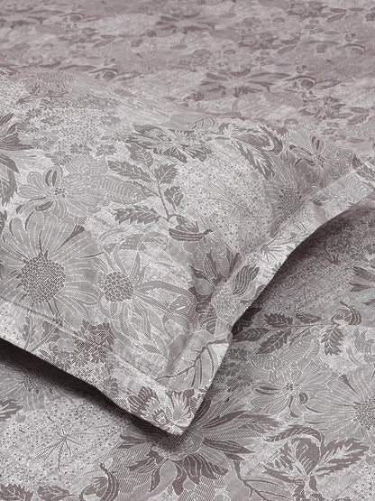 Grandious Jacquard King Size Cotton Bedsheet - Folded