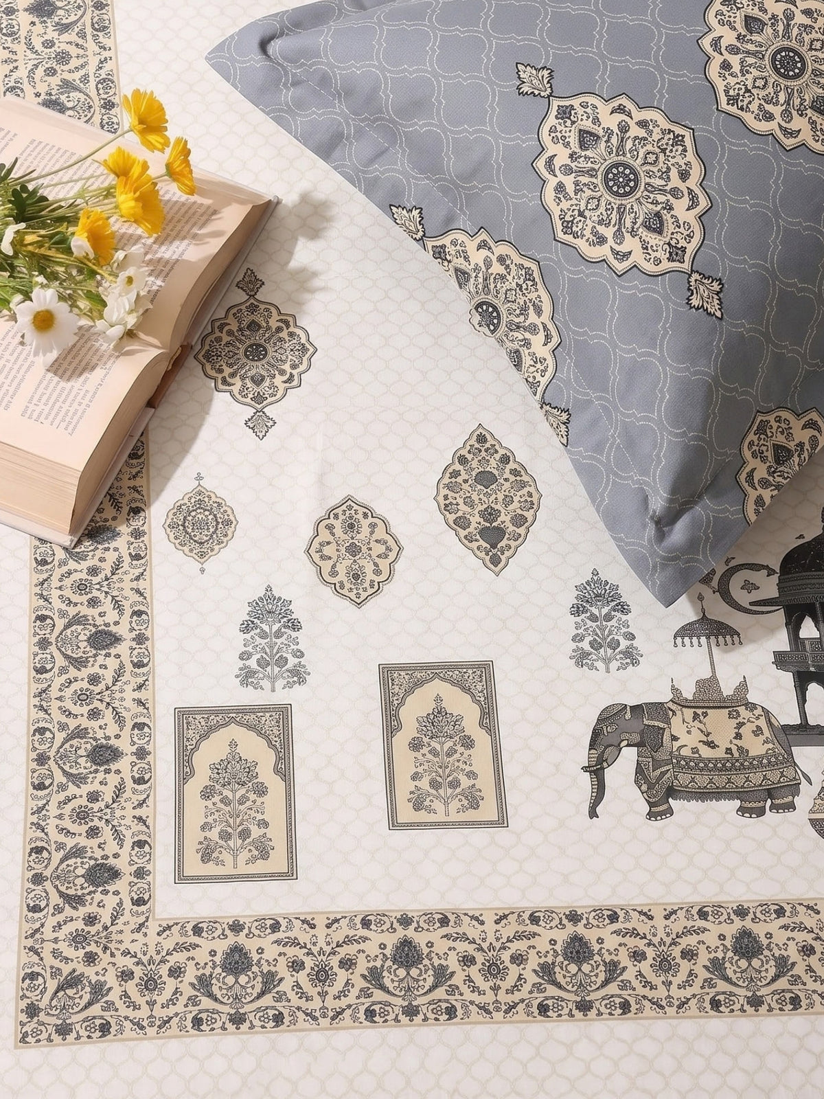 BOTTEGA PANEL Luxury King Size Bedsheet | 100% Cotton | 210 TC Premium Fabric | 108 x 108 Inches | Includes 2 Pillow Covers