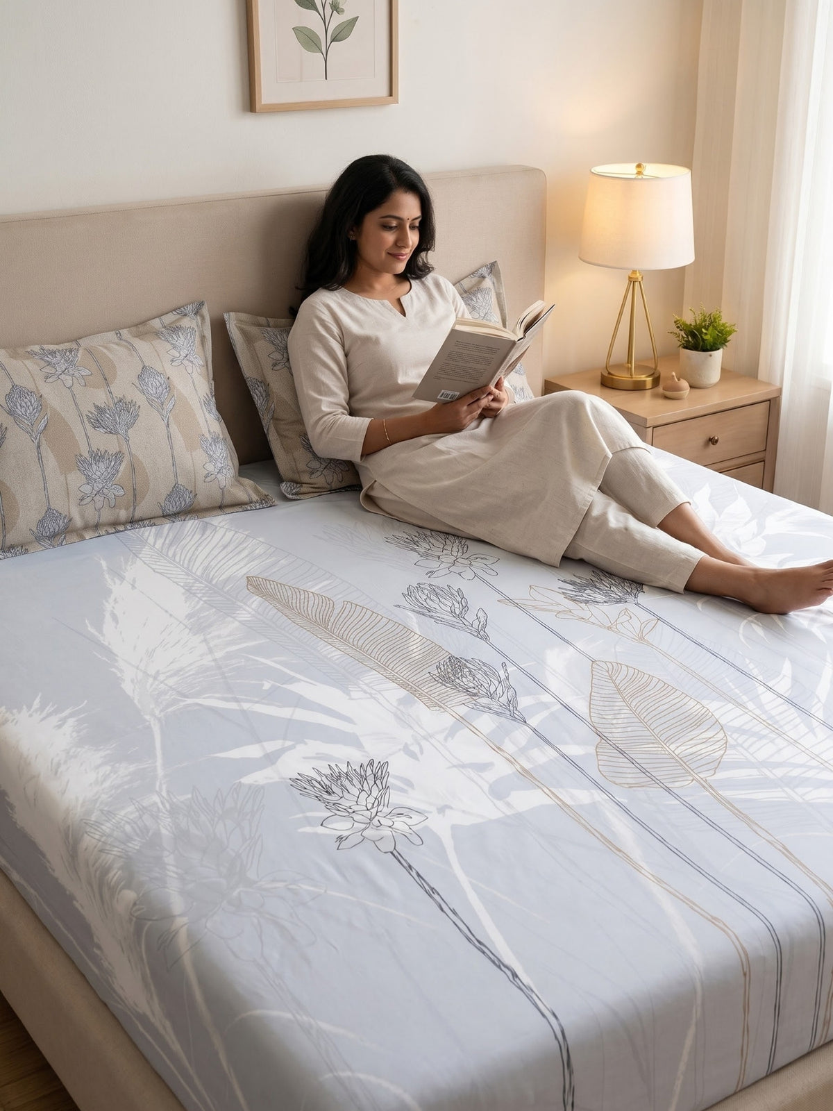BOTTEGA PANEL Luxury King Size Bedsheet | 100% Cotton | 210 TC Premium Fabric | 108 x 108 Inches | Includes 2 Pillow Covers
