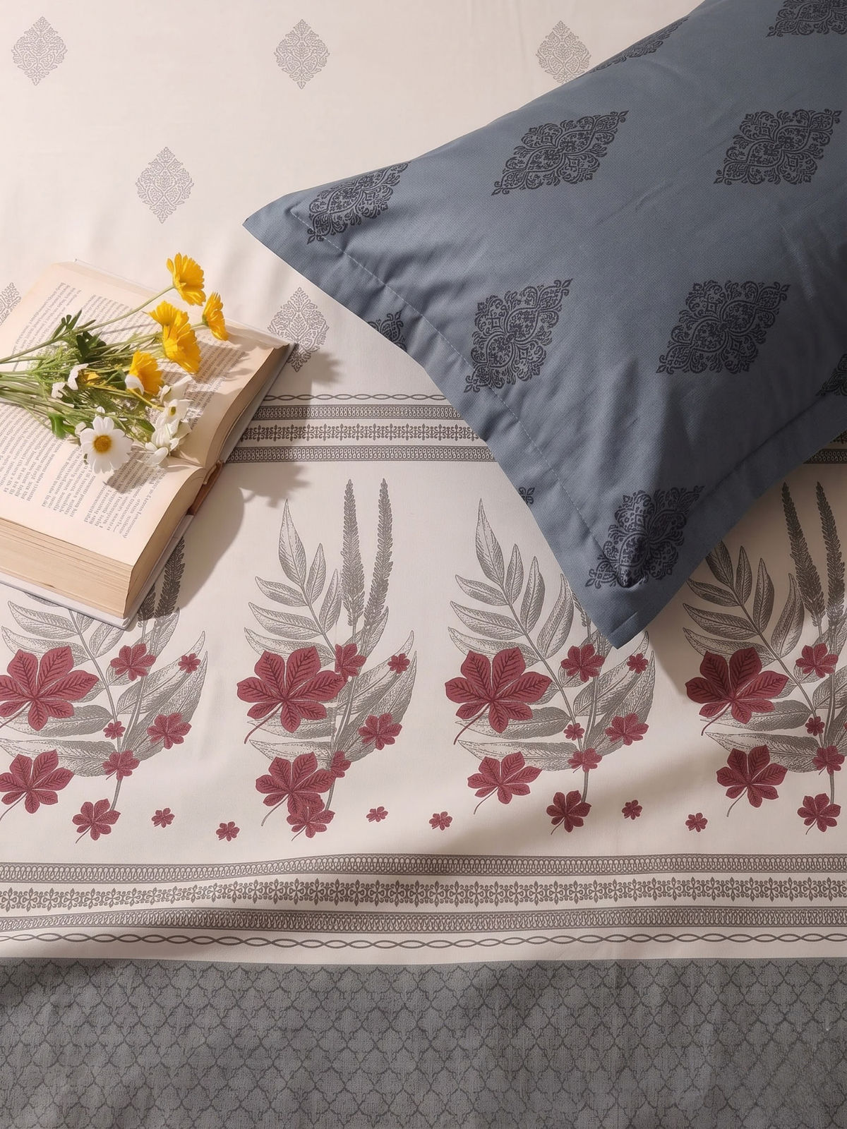 CELESTIA 100% Cotton Luxury Bedsheet | 250 TC Satin Weave | King Size 108 x 108 Inches | Ultra Soft & Elegant (Copy) (Copy)