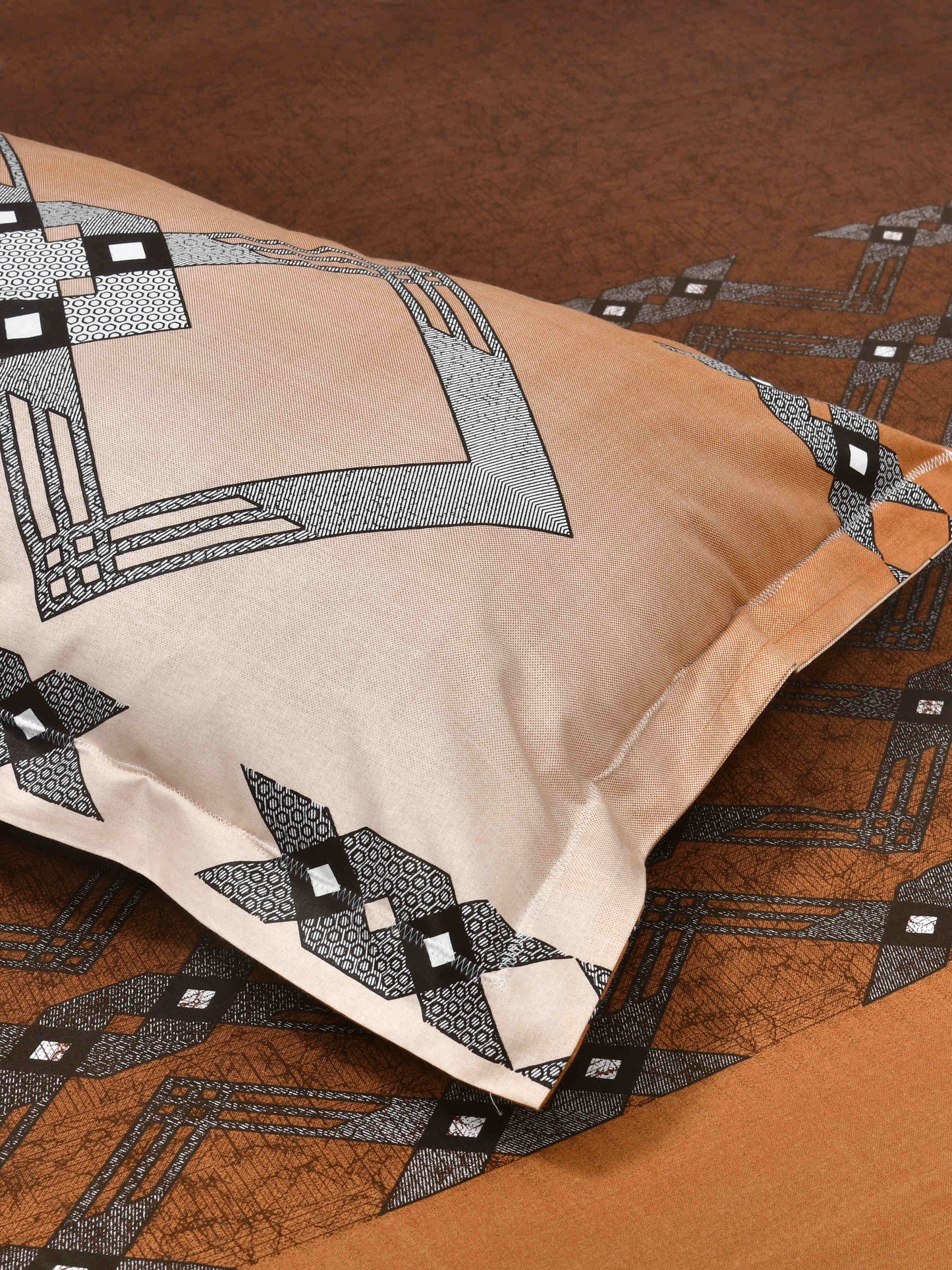 186 TC 100 % Cotton Bedsheet King Size | 108 x 108 Inches