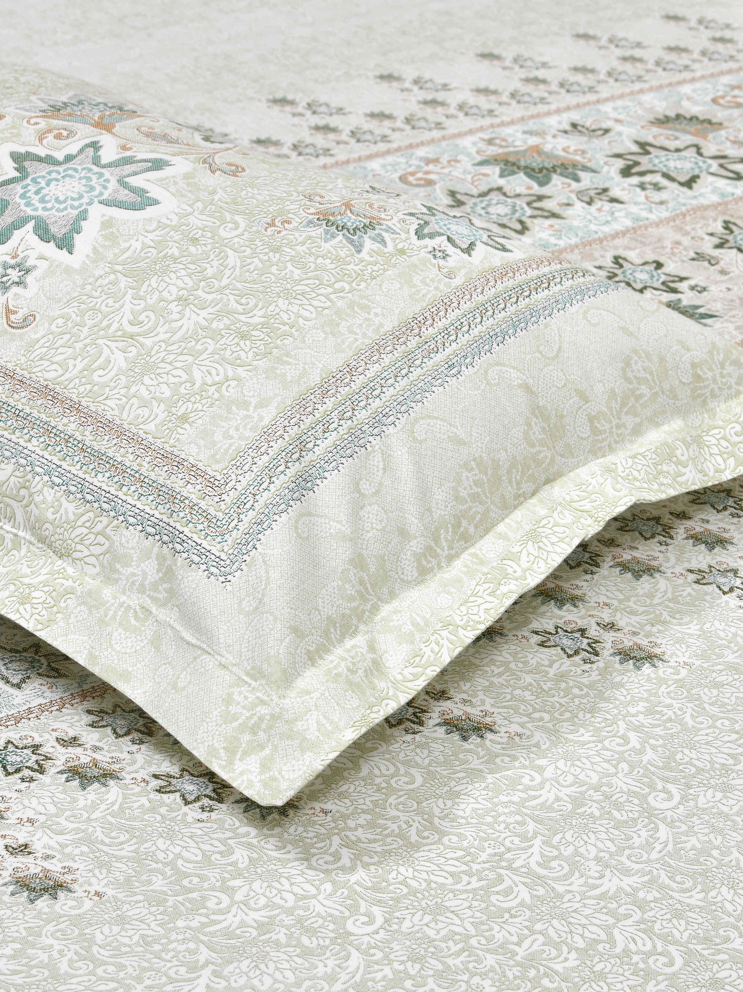 186 TC 100% Cotton King Size Bedsheet | 108 x 108 Inches