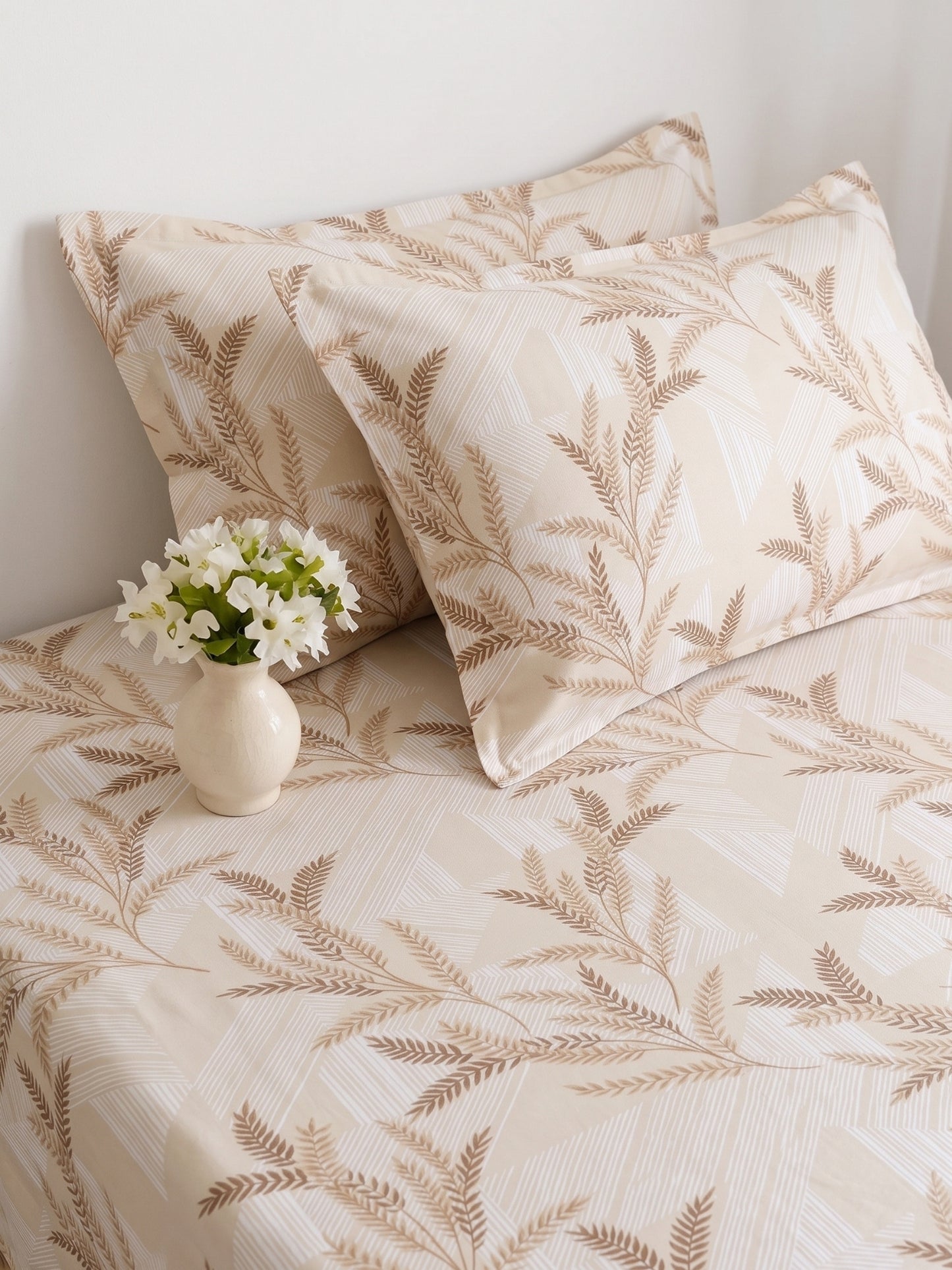 186 TC 100% Cotton Double Bedsheet 90 x 100 Inch with 2 Pillow Cover