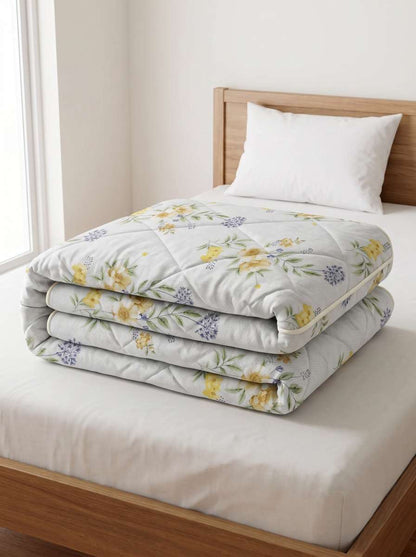 120 GSM Reversible Single Bed Comforter, Lightweight AC Comforter, 154 x 228 cm | Ice Blue