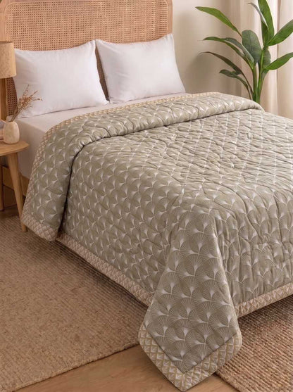 120 GSM Reversible Single Bed Comforter, Lightweight AC Comforter, 90 x 60 Inch | Leafy