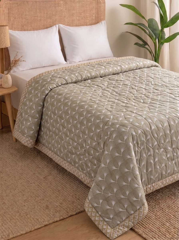 120 GSM Reversible Single Bed Comforter, Lightweight AC Comforter, 90 x 60 Inch | Leafy