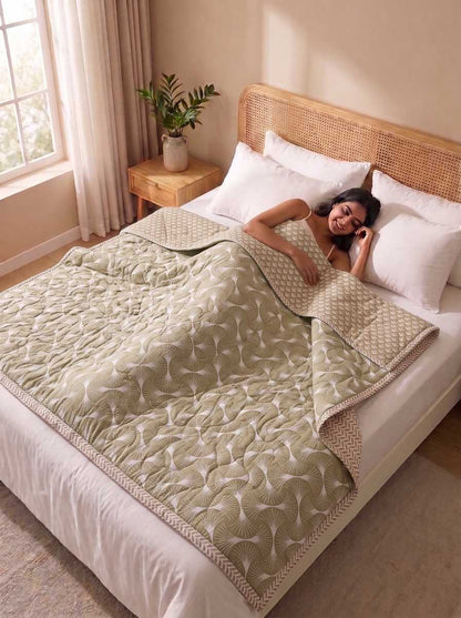 120 GSM Reversible Single Bed Comforter, Lightweight AC Comforter, 90 x 60 Inch | Leafy